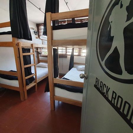 Backpackers Inn Medellin Exterior photo