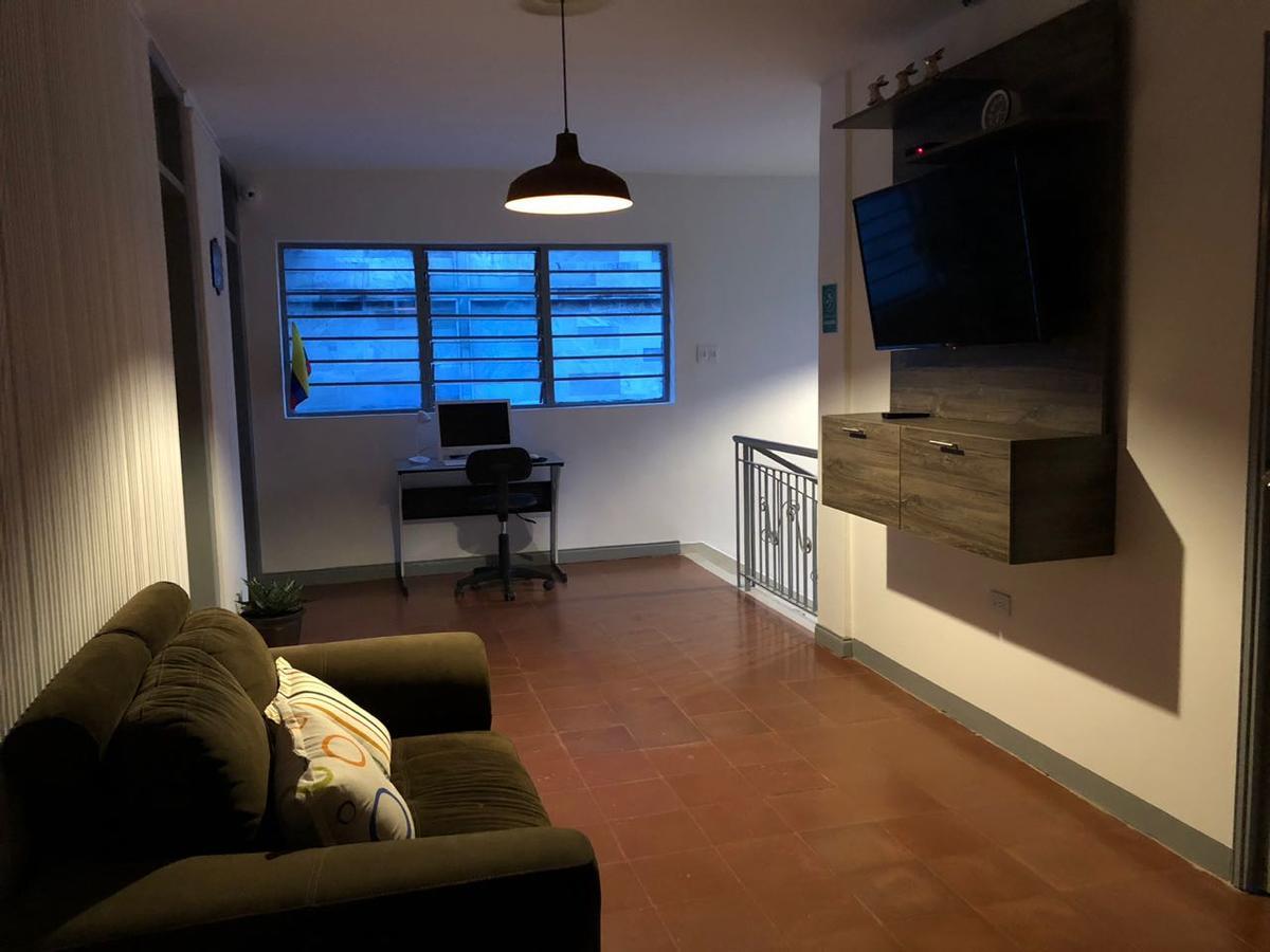 Backpackers Inn Medellin Exterior photo