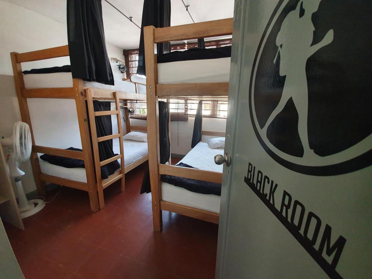 Backpackers Inn Medellin Exterior photo